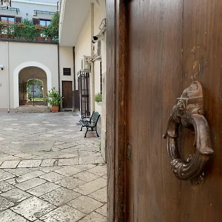 La Corte